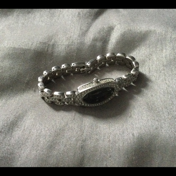 Wittnauer Ladies Watch - Picture 4 of 14